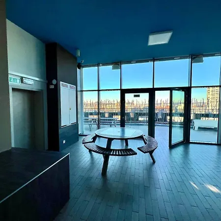 Le Spot Securise Sauna Rooftop لييج